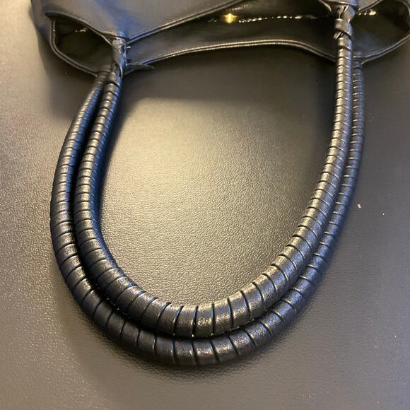 Antik Kraft Large Black Faux Leather Hobo Tote Bag with Wrapped Shoulder Straps - Picture 8 of 12